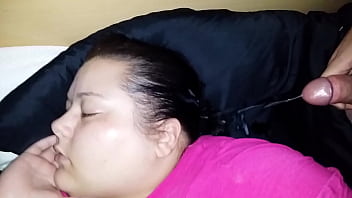 Sleepy Fat Slut Gets Cumshot On Hair