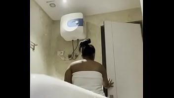 Oasi Das Indian Onlyfans video taking Shower Leaked by DropMMS.com